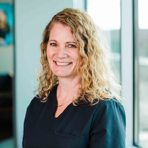 Portrait of Dr. Elizabeth Lyons, Seattle Orthodontist